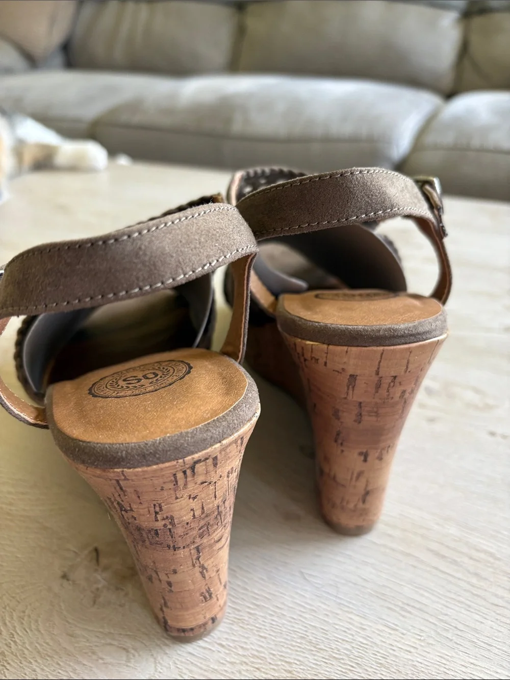 SO Authentic American Heritage Taupe Woven Cork Wedge Sandals Size 8M Boho